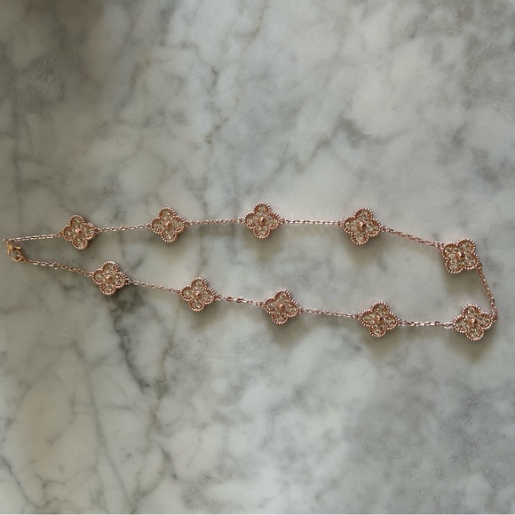 Rose gold and crystals 10 motif necklace - Picture 3 of 4